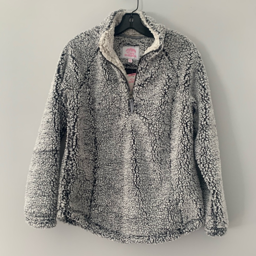 NWT grey quarter-zip Sherpa jacket size small